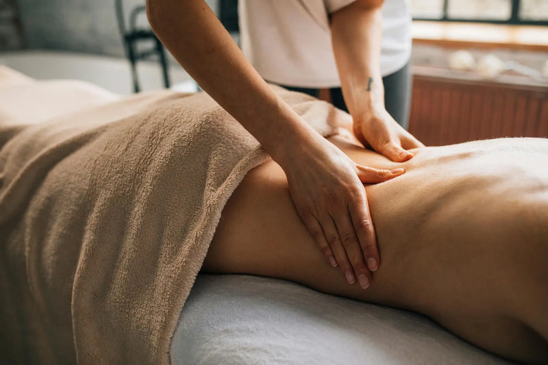 Masaje corporal relajante en Glo&Beauty Badalona